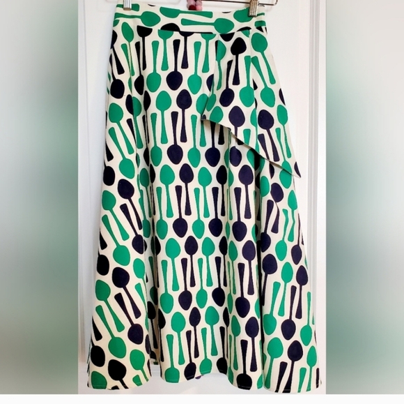 Eva Franco Asymmetrical Skirt in Green and Blue Pattern - Picture 9 of 15